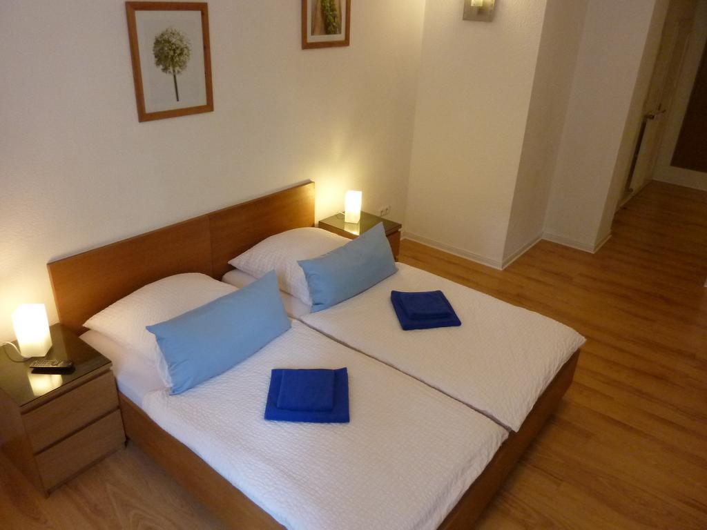 Lessing-Apartment Dusseldorf Luaran gambar